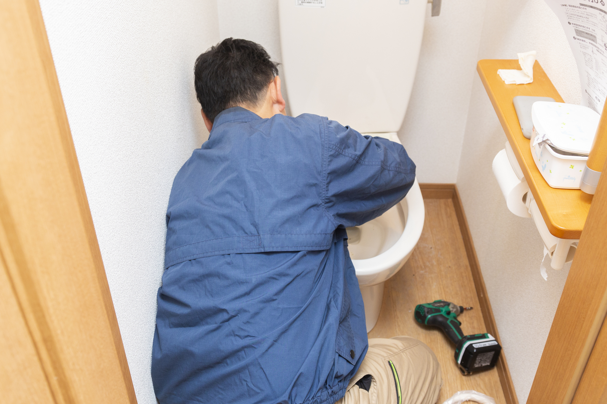 水洗トイレで水漏れする原因と対策、予防策をプロが解説