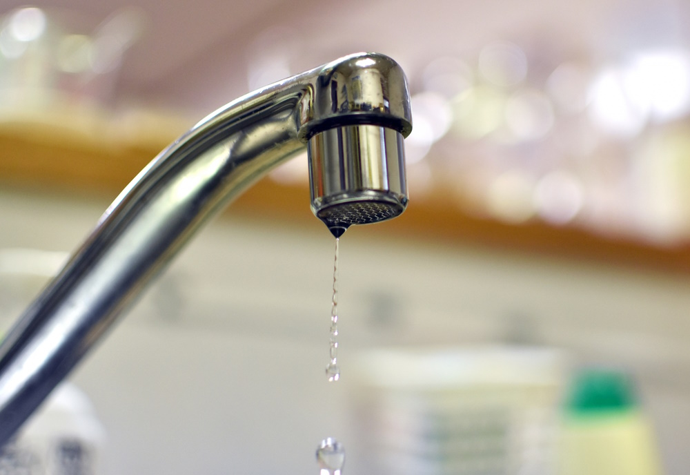 水道蛇口からポタポタ水漏れ?考えられる原因と直し方・修理費用