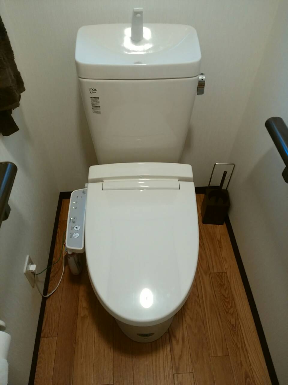 新しい節水型トイレに交換