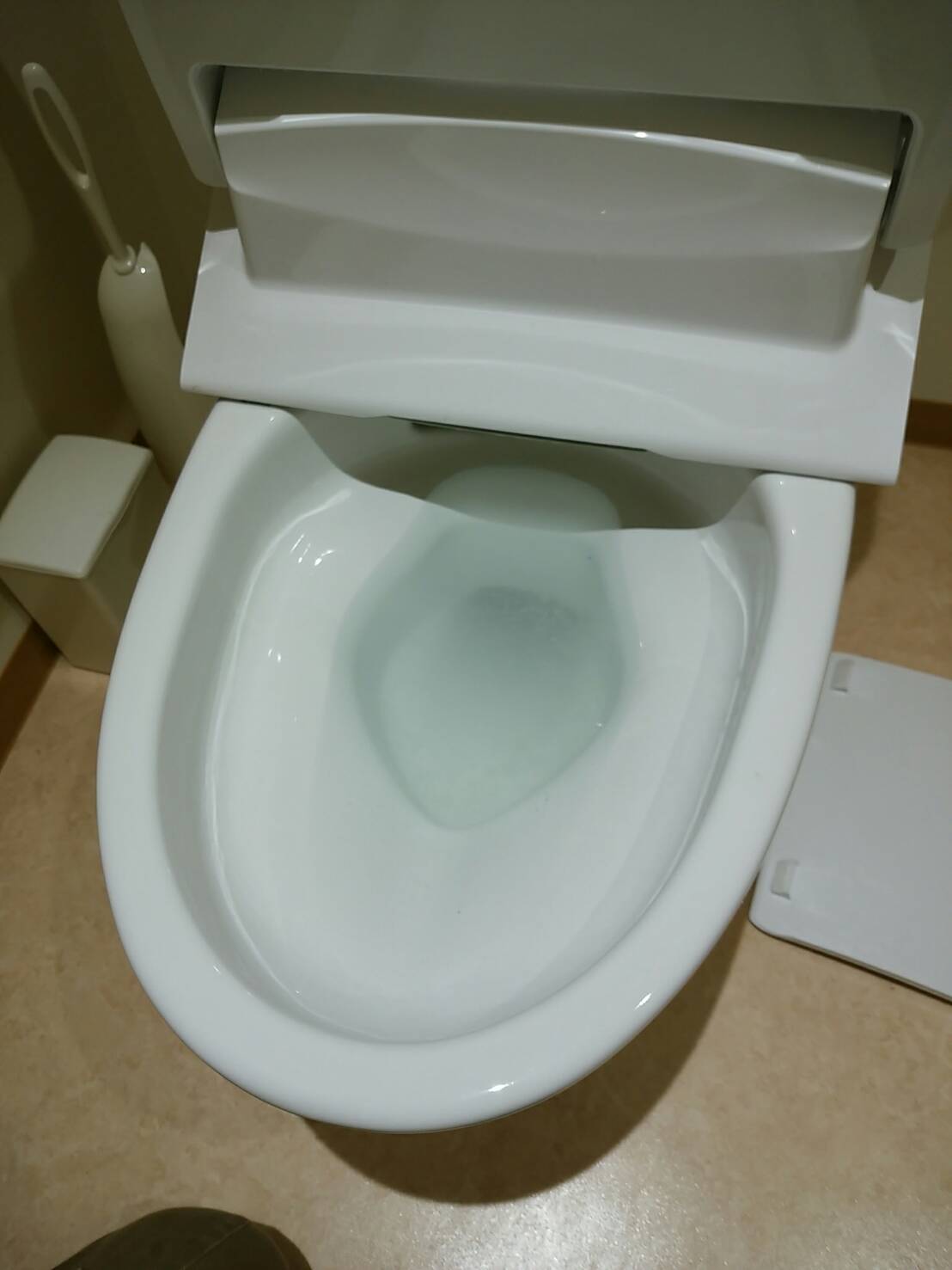姫路市のお客様からトイレつまり修理のご依頼を頂きました。