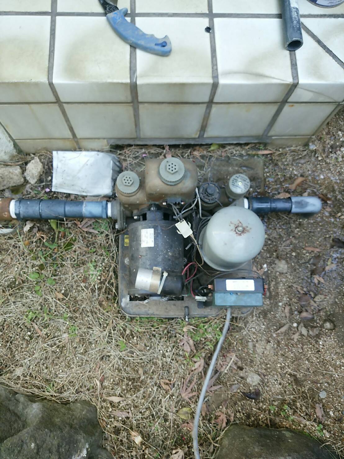 姫路市のお客様から井戸ポンプ交換のご依頼を頂きました。